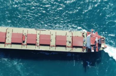 在貨物運(yùn)輸中，選擇國(guó)際海運(yùn)與國(guó)際空運(yùn)有什么區(qū)別？