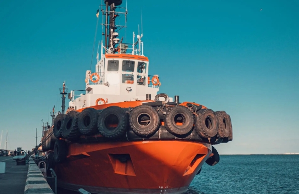 無(wú)論是國(guó)際大型企業(yè)還是中小型，都可受益于美國(guó)貨代服務(wù)的多重優(yōu)勢(shì)