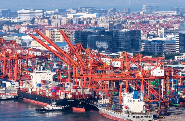 國(guó)際貨代公司將繼續(xù)發(fā)揮其優(yōu)勢(shì)，不斷創(chuàng)新和提升服務(wù)水平